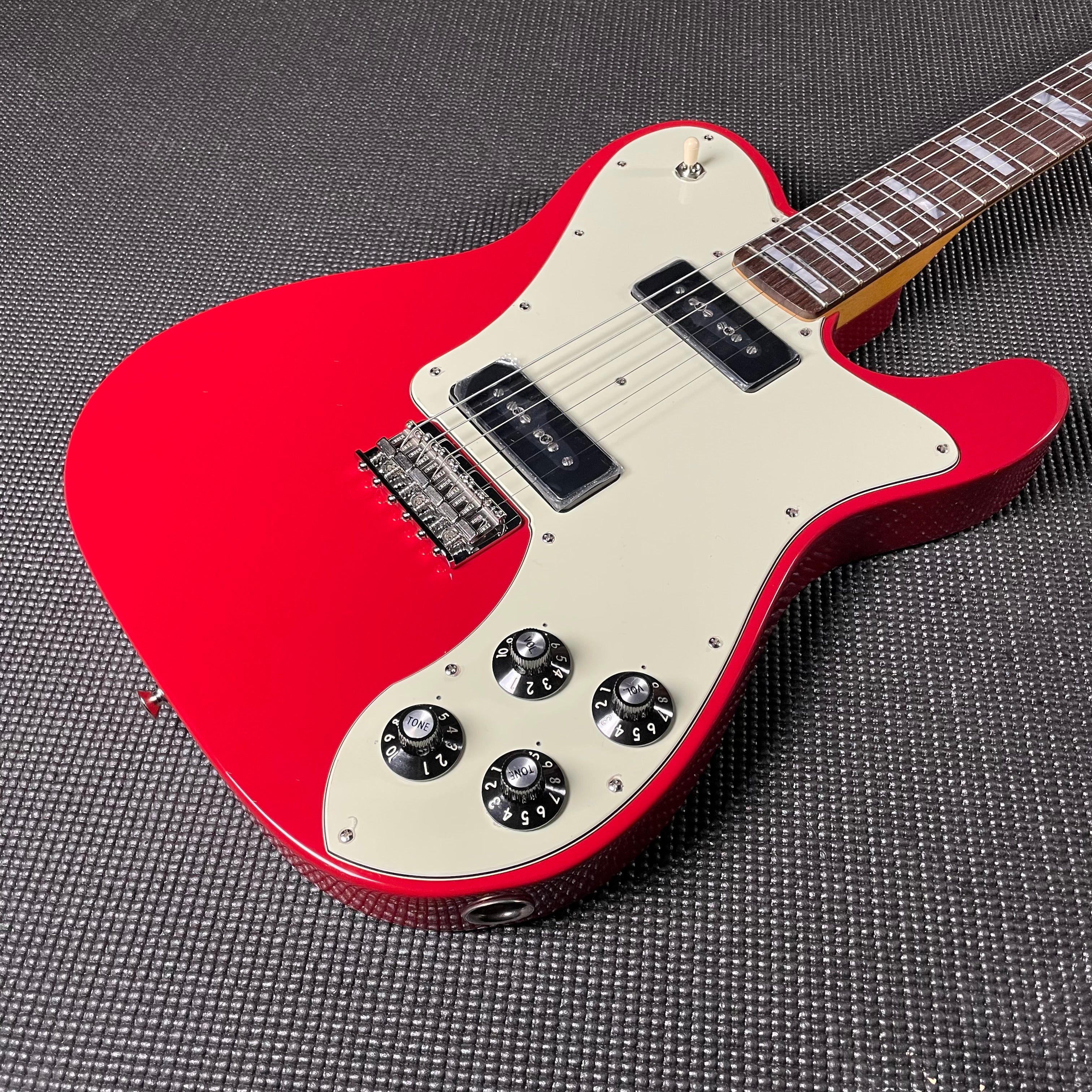 Fender Chris Shiflett Cleaver Telecaster Deluxe - Dakota Red (7lbs 13oz)