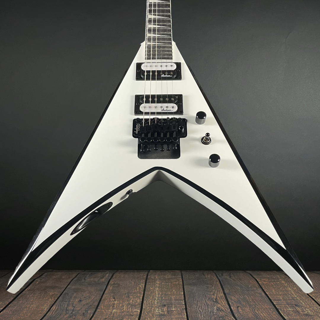 Jackson JS Series King V JS32, Amaranth- White with Black Bevels (6lbs 14oz)