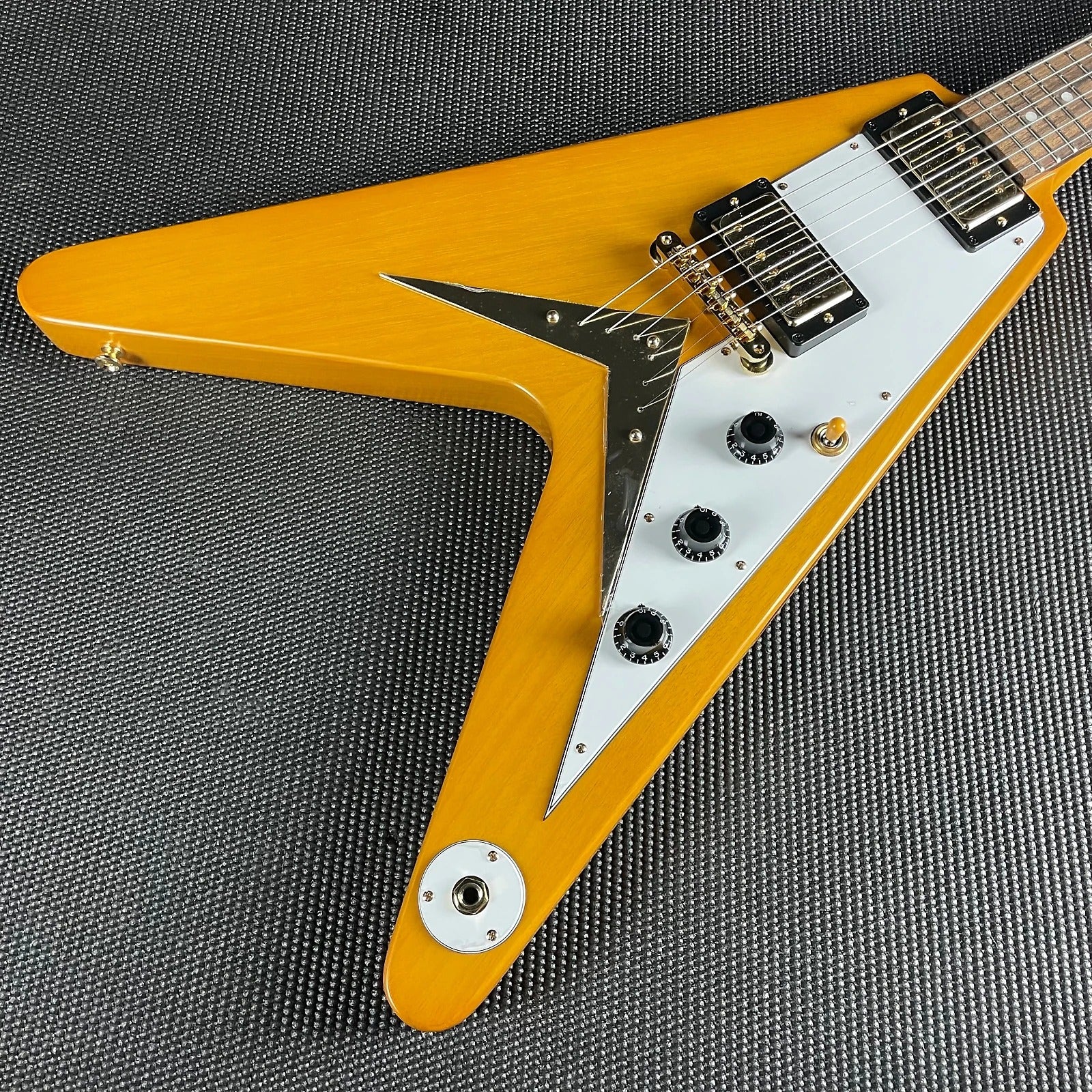 Epiphone 1958 Korina Flying V- Aged Natural (5lbs 11oz)