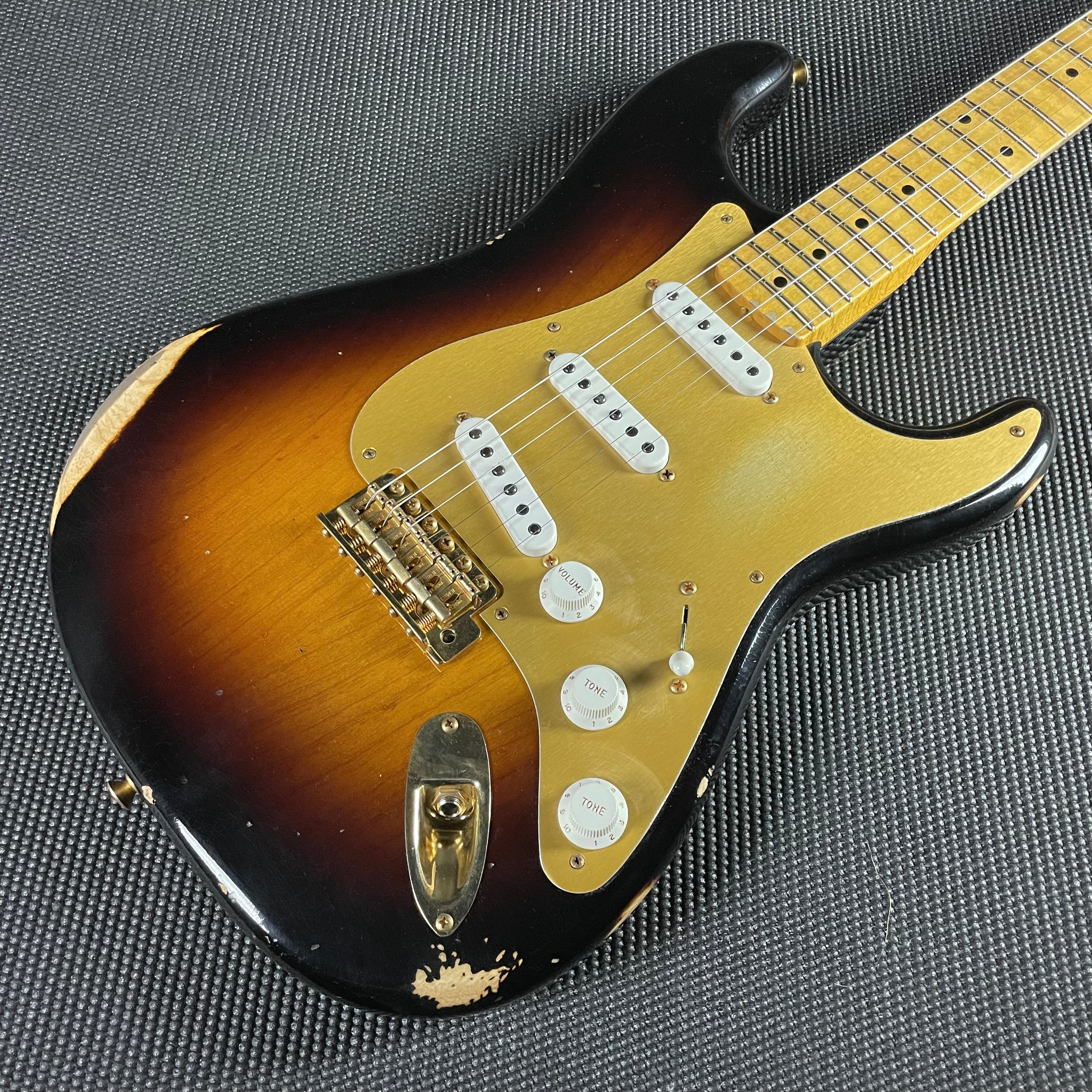 Fender Custom Shop LTD 1955 "Bone Tone" Stratocaster, Relic- 2-Color Sunburst (7lbs 5oz) - Metronome Music Inc.