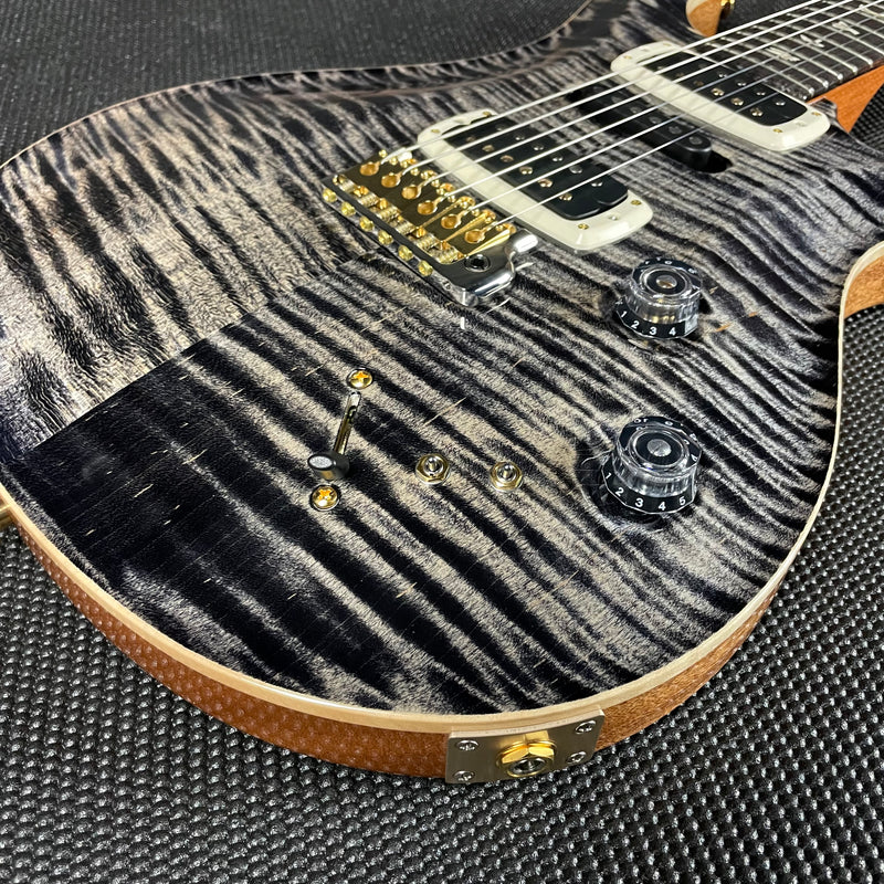 Paul Reed Smith, PRS Modern Eagle V, 10-Top- Charcoal (SOLD)