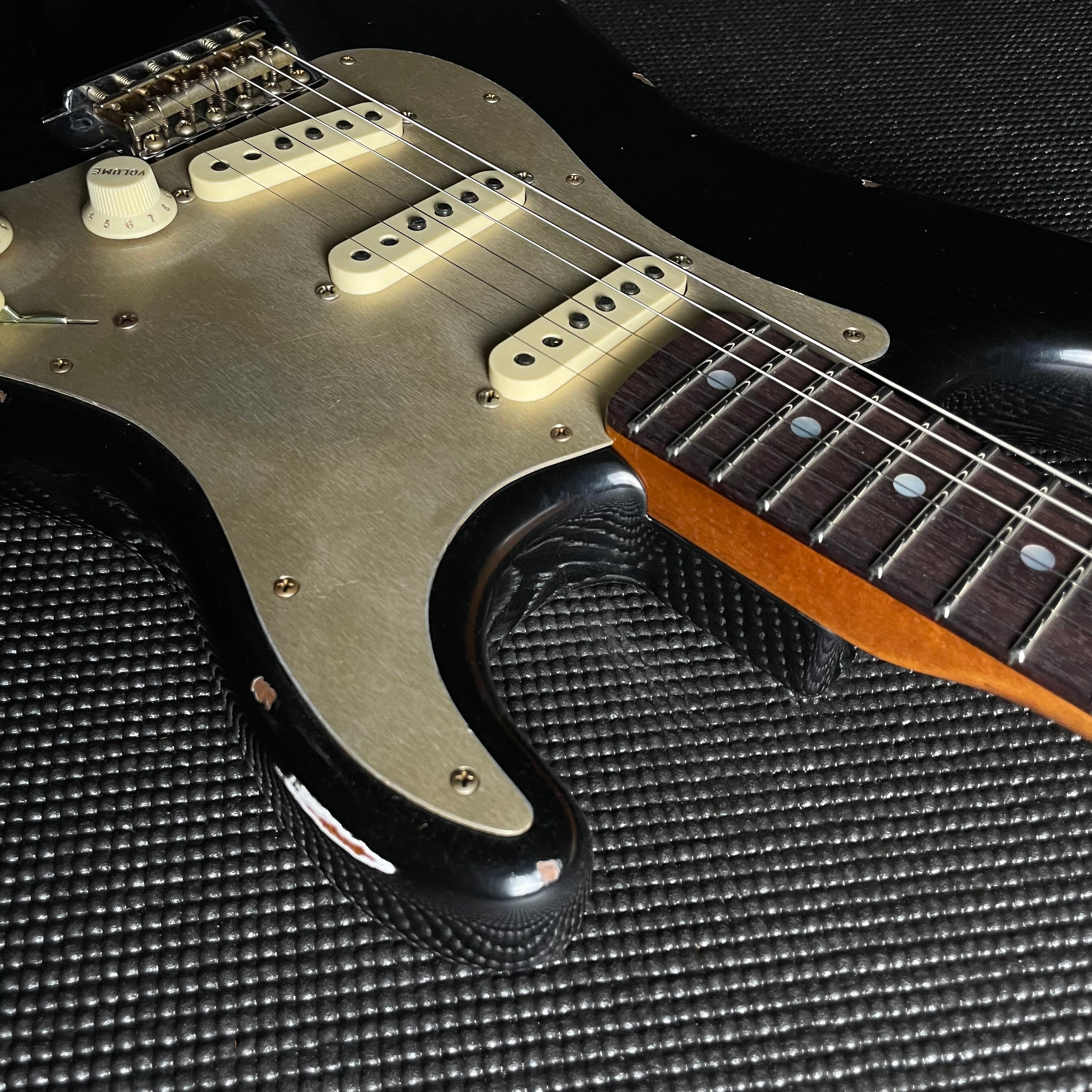 Fender Custom Shop LTD Roasted "Big Head" Stratocaster, Relic- Aged Black (7lbs 12oz) - Metronome Music Inc.