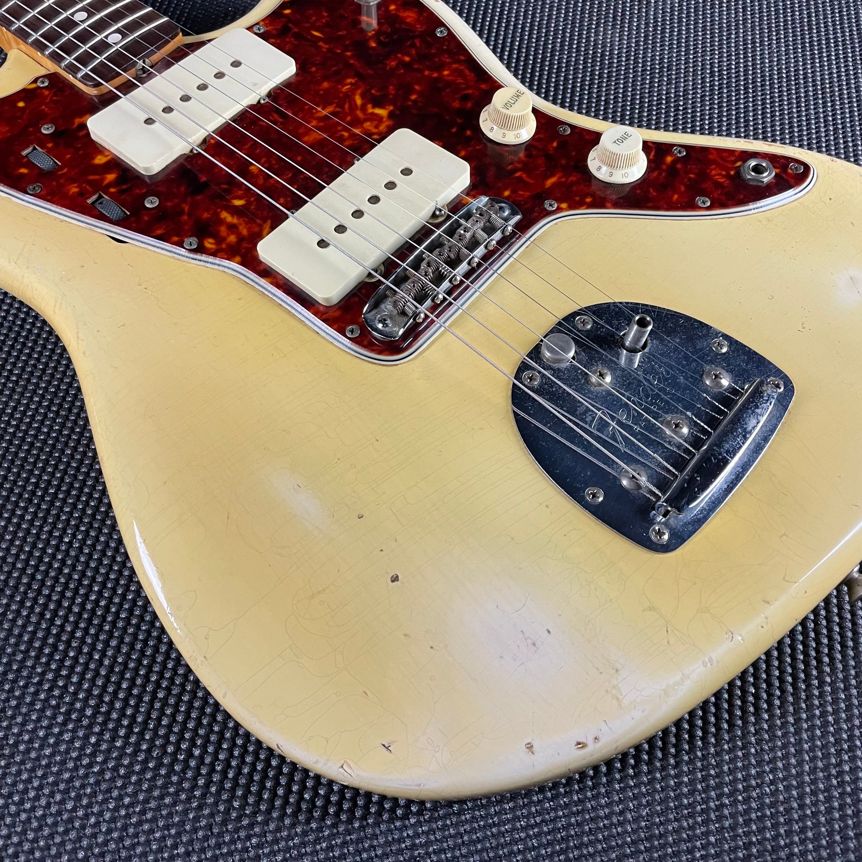 Fender Jazzmaster w/OHSC, All-Original- Blond (1961) - Metronome Music Inc.