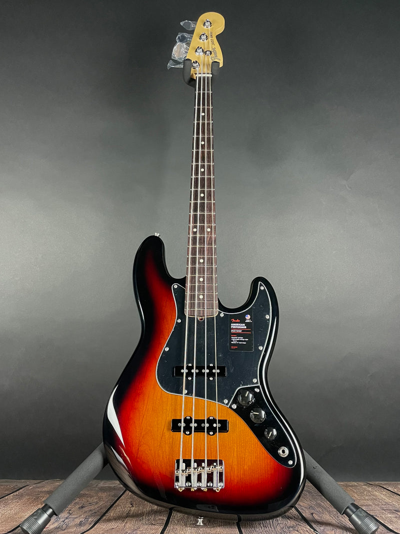 Fender American Performer Jazz Bass, Rosewood Fingerboard- 3-Color Sunburst (US23023185) - Metronome Music Inc.