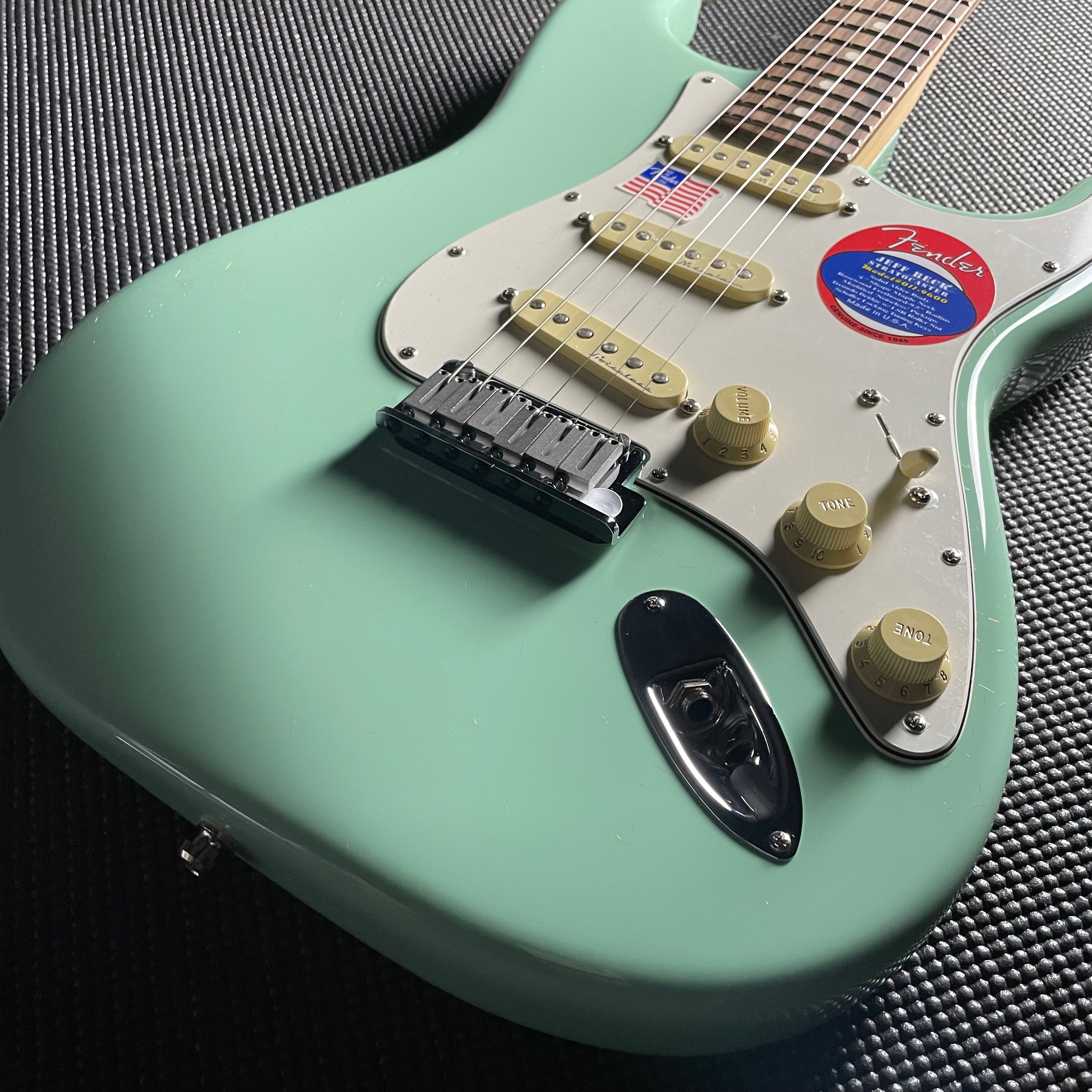 Fender Jeff Beck Stratocaster, Rosewood- Surf Green (US23112480) - Metronome Music Inc.