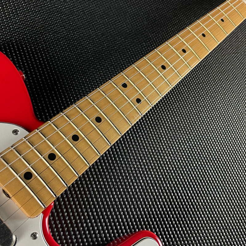 Fender Made in Japan Limited International Color Telecaster, Maple Fingerboard- Morocco Red (JD22018019) - Metronome Music Inc.