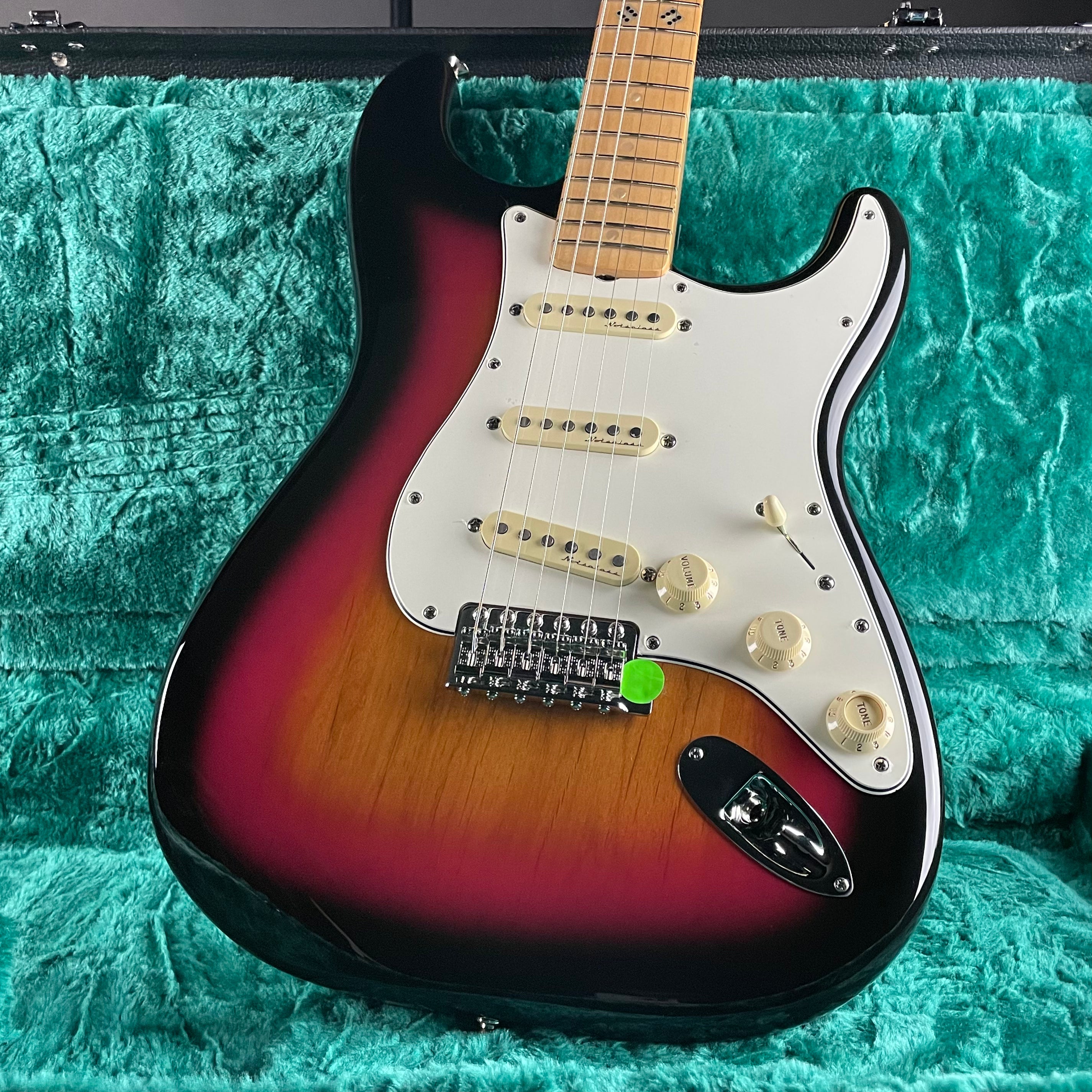 Fender Steve Lacy People Pleaser Stratocaster, Maple Fingerboard- Chaos Burst (SL000253) - Metronome Music Inc.