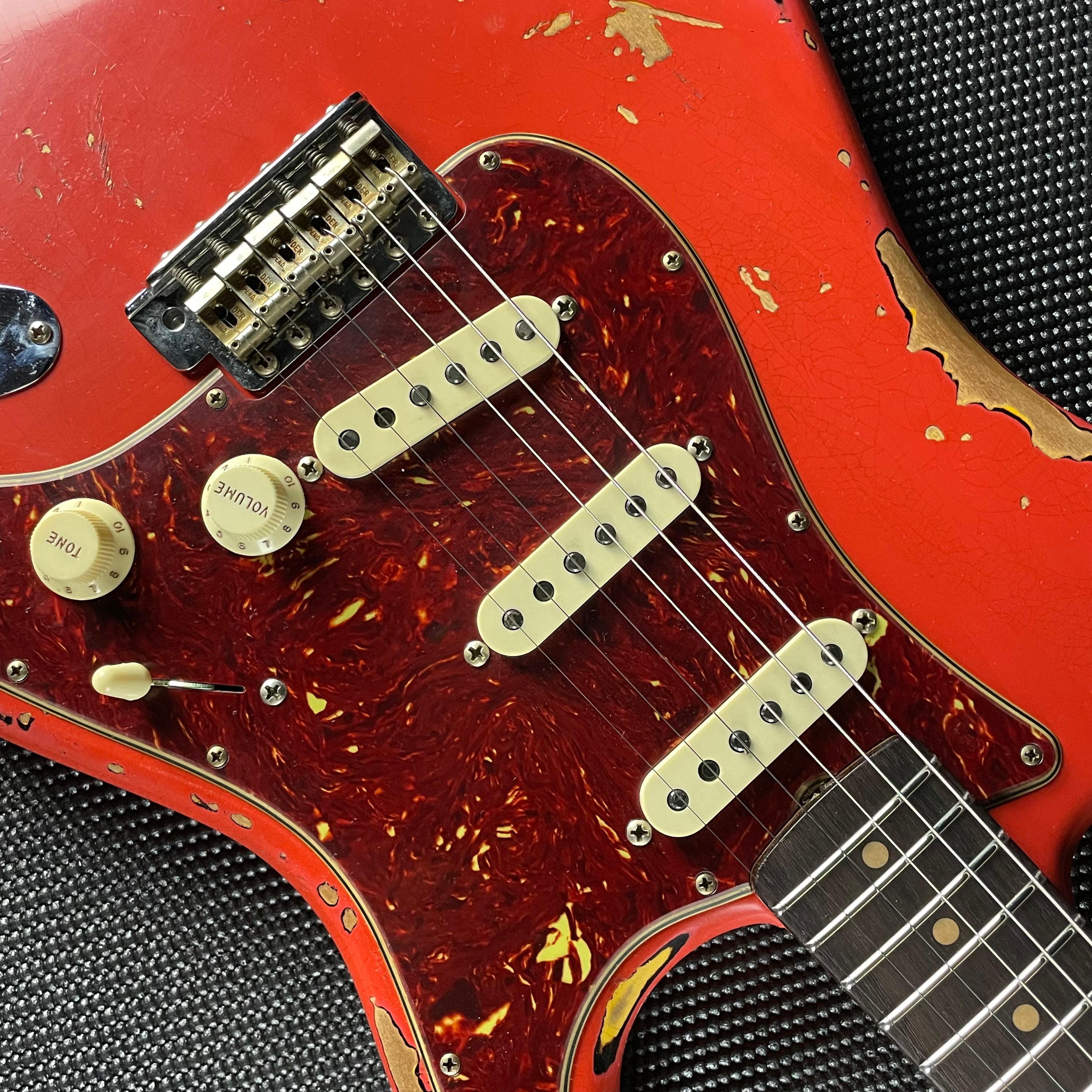 Fender Custom Shop LTD 1961 Stratocaster, Heavy Relic- Aged Fiesta Red over 3-Color Sunburst (7lbs 14oz) - Metronome Music Inc.