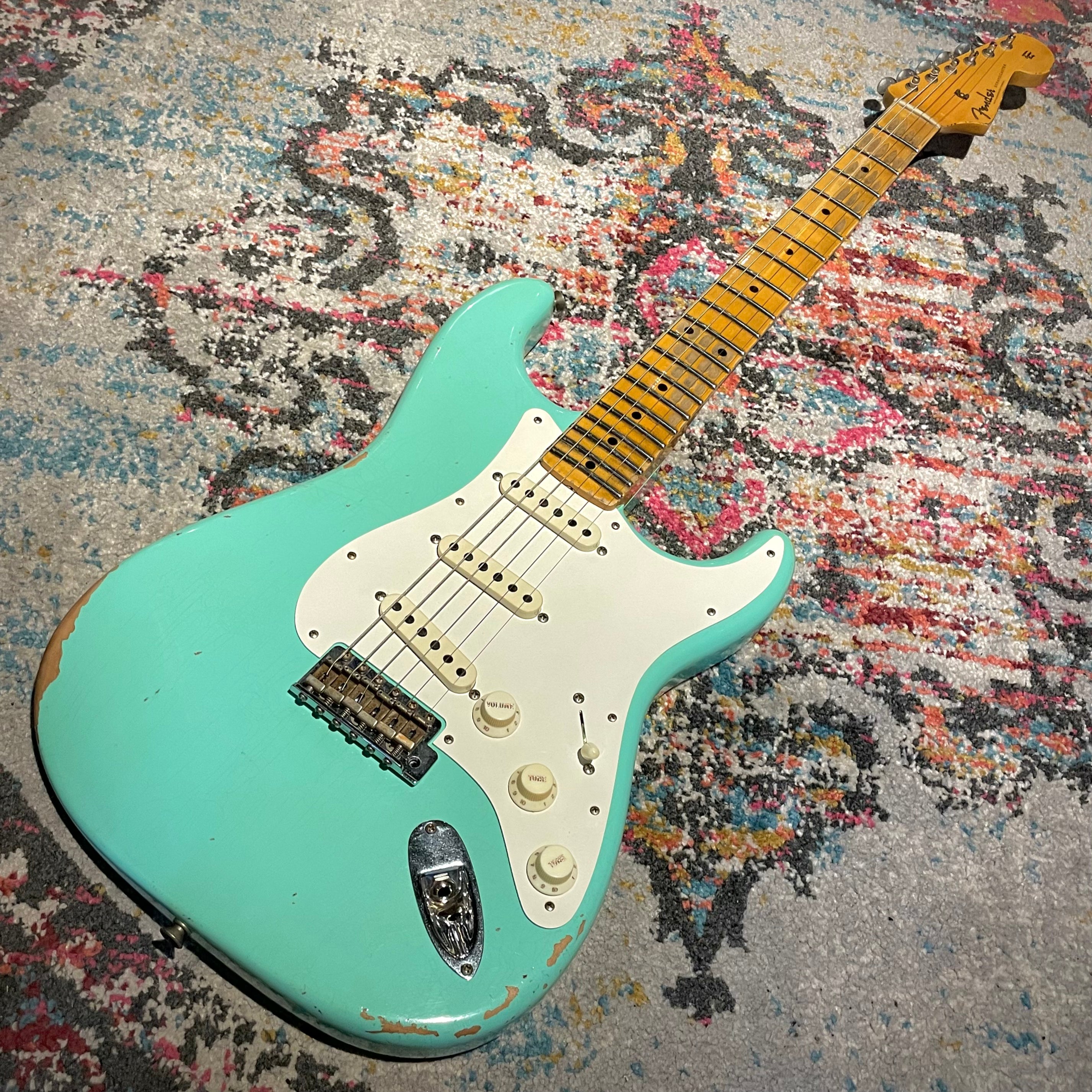 Fender Custom Shop LTD Fat 50's Stratocaster, Relic- Super Faded Aged Sea Foam Green (7lbs 9oz) - Metronome Music Inc.