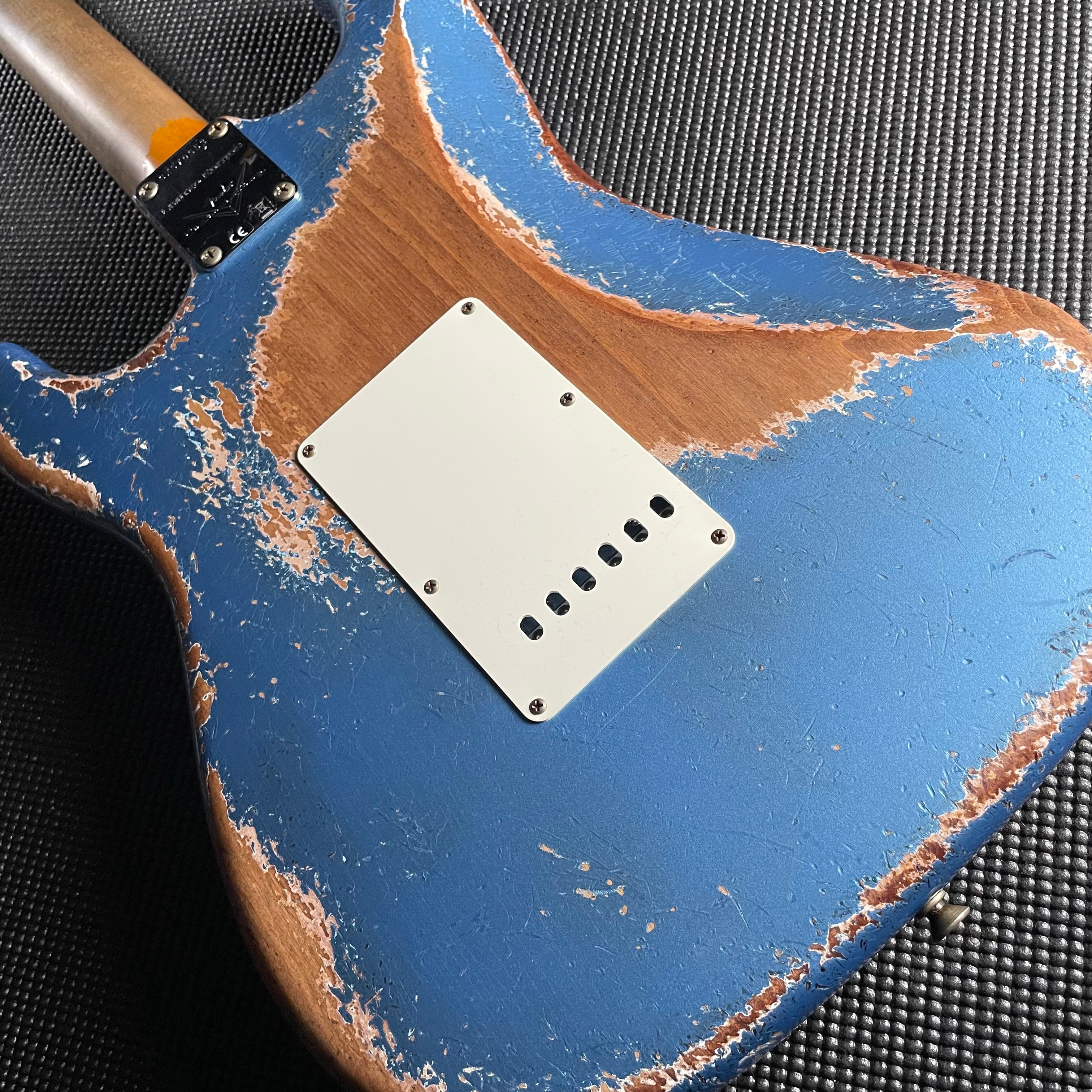 Fender Custom Shop LTD Red Hot Strat, Super Heavy Relic- Super Faded, Aged Lake Placid Blue (7lbs 13oz) - Metronome Music Inc.