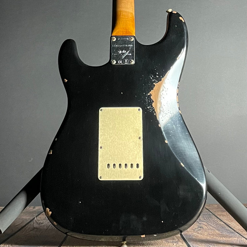 Fender Custom Shop LTD Roasted "Big Head" Stratocaster, Relic- Aged Black (7lbs 12oz) - Metronome Music Inc.