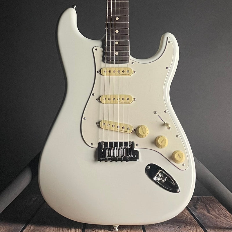 Fender Custom Shop Jeff Beck Signature Stratocaster, Rosewood- Olympic White (SOLD) - Metronome Music Inc.