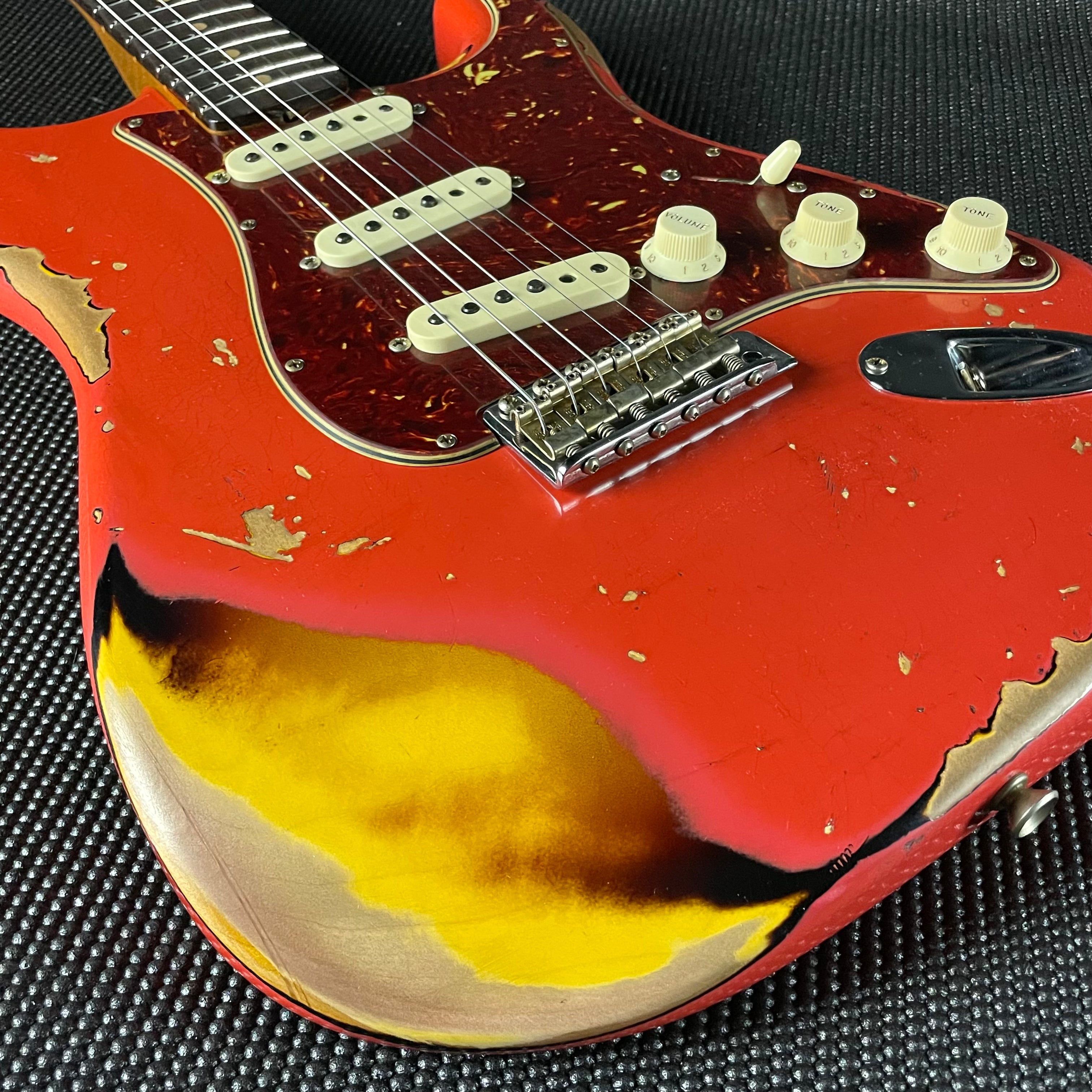 Fender Custom Shop LTD 1961 Stratocaster, Heavy Relic- Aged Fiesta Red over 3-Color Sunburst (7lbs 14oz) - Metronome Music Inc.