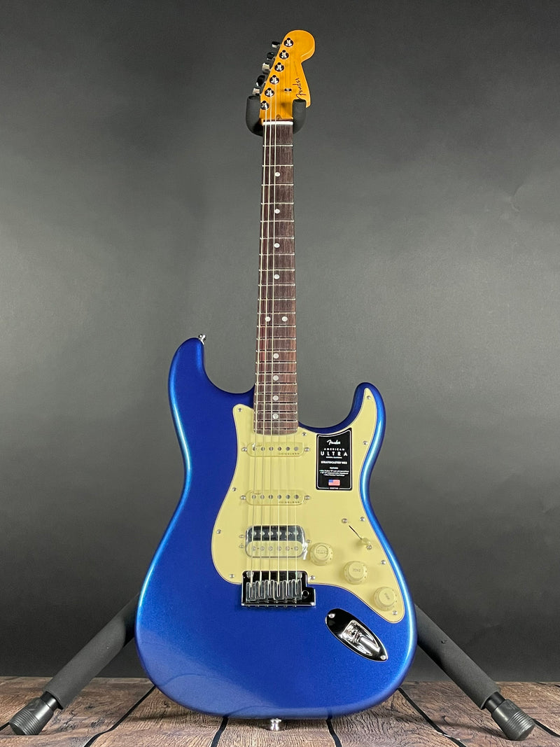 Fender American Ultra Stratocaster HSS, Rosewood Fingerboard- Cobra Blue (US23029193)