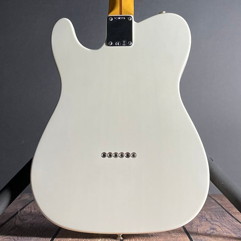 Fender Custom Shop Vintage Custom 1958 Top-Load Telecaster, NOS- Aged White Blonde (6lbs 13oz) - Metronome Music Inc.