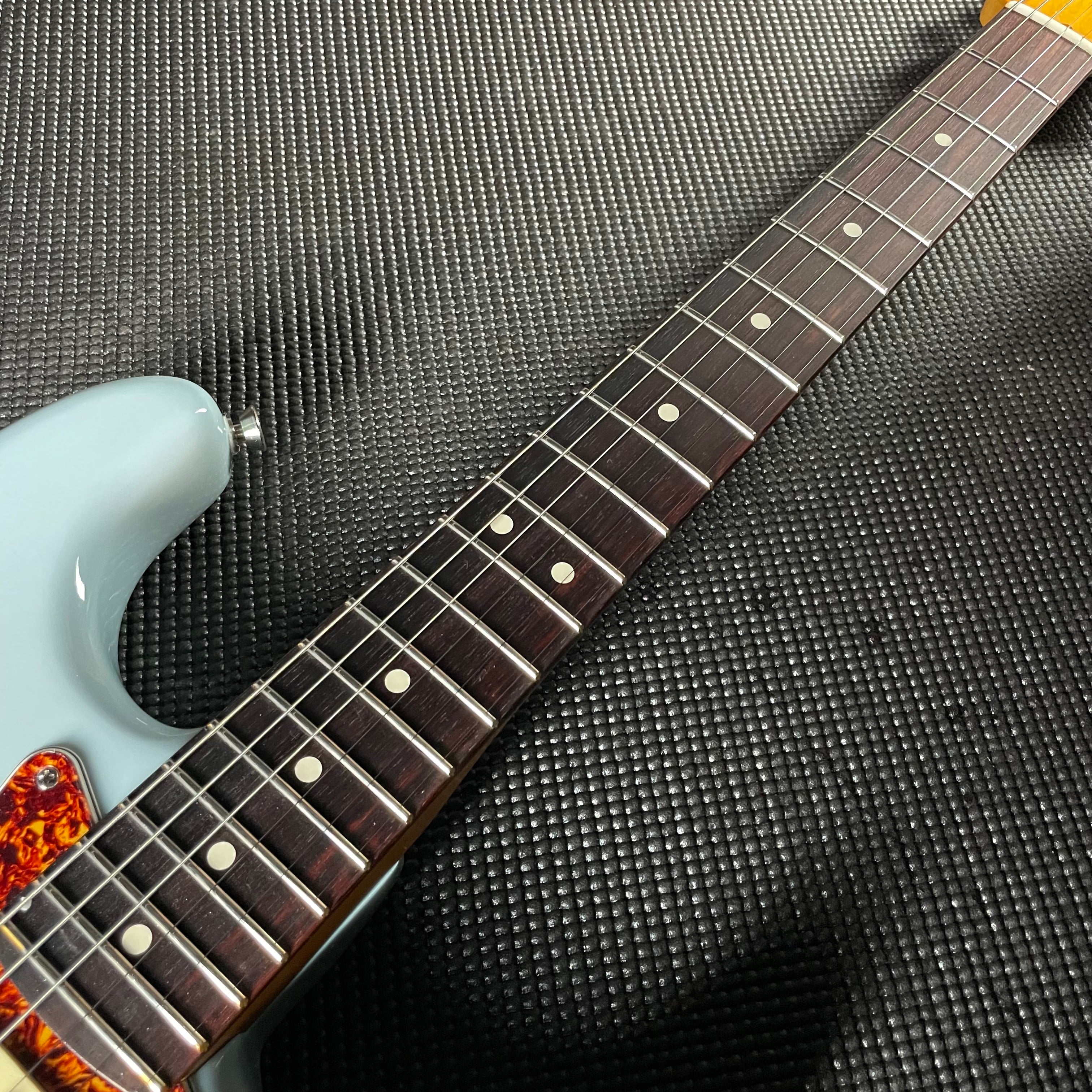 Fender American Professional II Stratocaster Thinline, Rosewood- Transparent Daphne Blue (US240016089) - Metronome Music Inc.