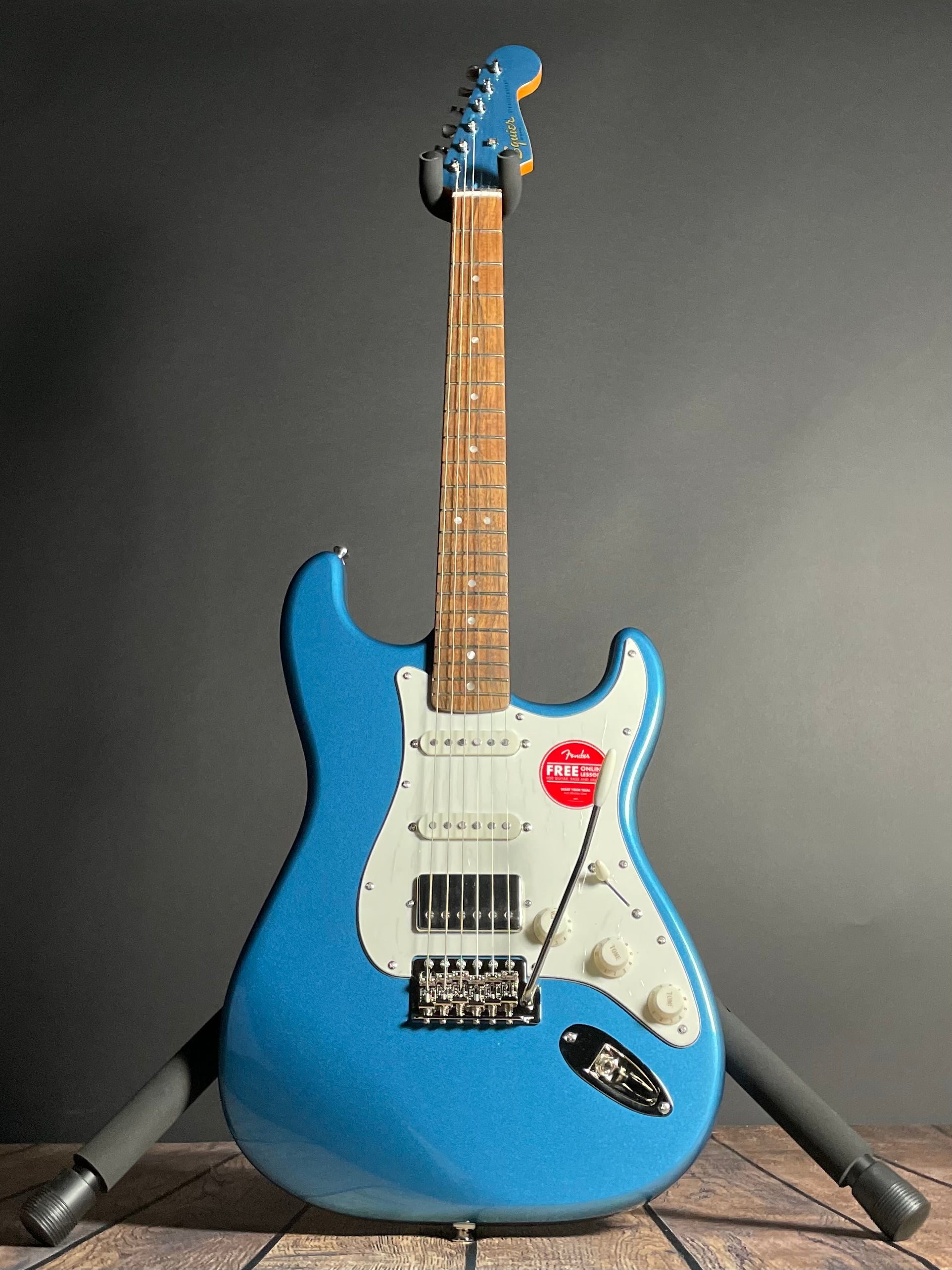 Squier Limited Edition Classic Vibe '60s Stratocaster, HSS- Lake Placid Blue (8lbs 11oz)