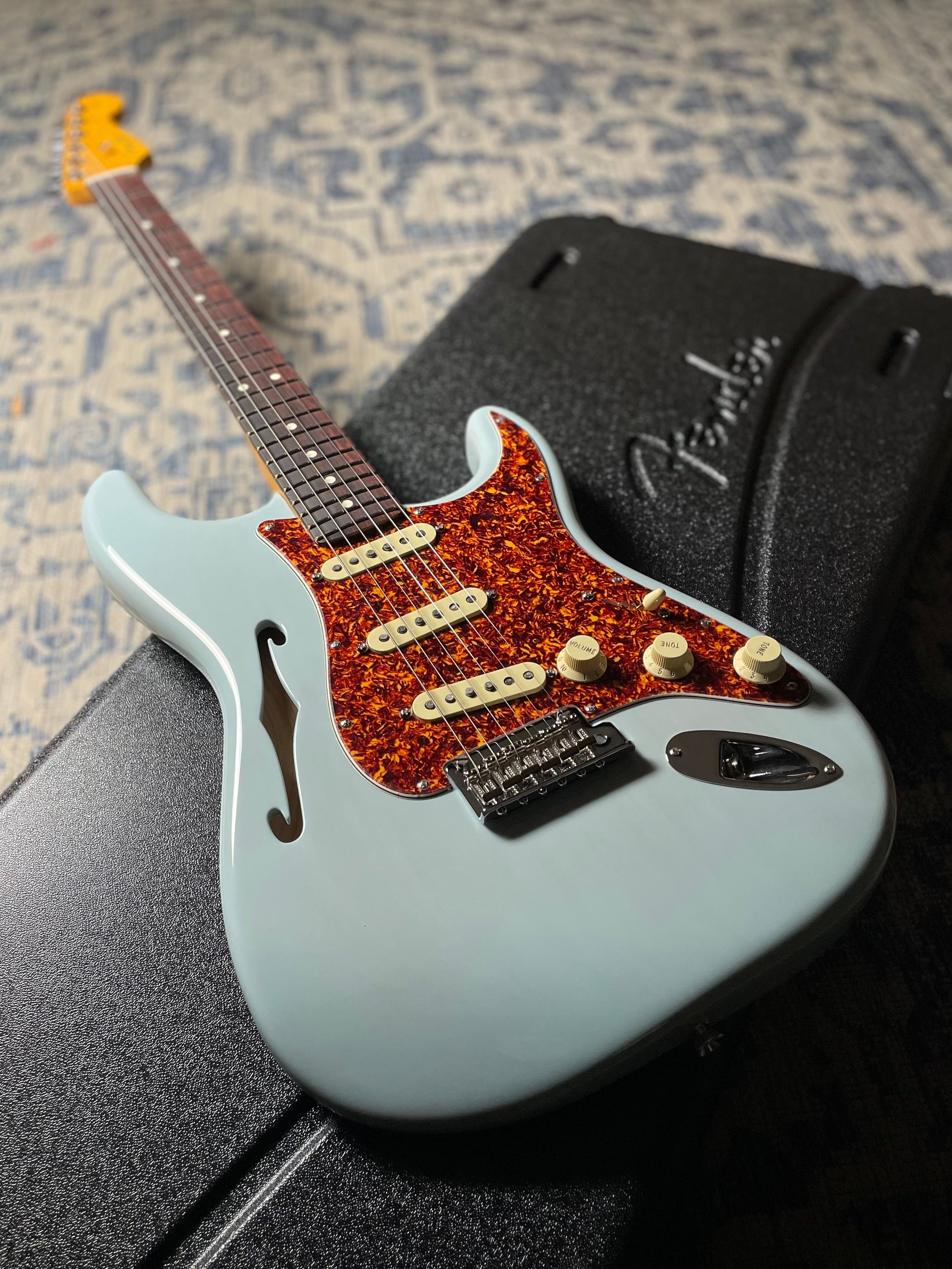 Fender American Professional II Stratocaster Thinline, Rosewood- Transparent Daphne Blue (US240016089) - Metronome Music Inc.