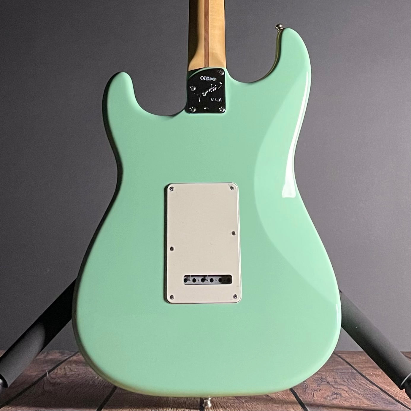 Fender Jeff Beck Stratocaster, Rosewood- Surf Green (US23112480) - Metronome Music Inc.