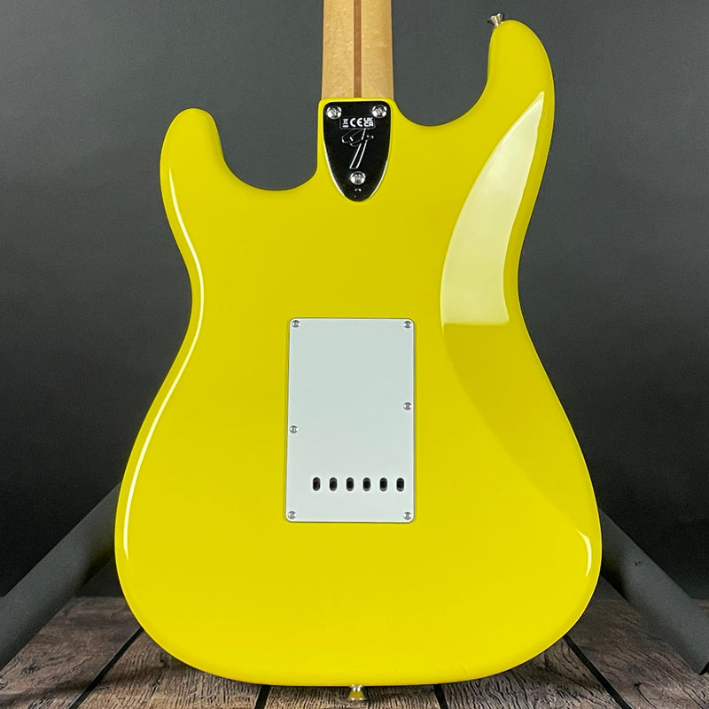 Fender Made in Japan Limited International Color Stratocaster, Maple Fingerboard- Monaco Yellow (JD23002332)