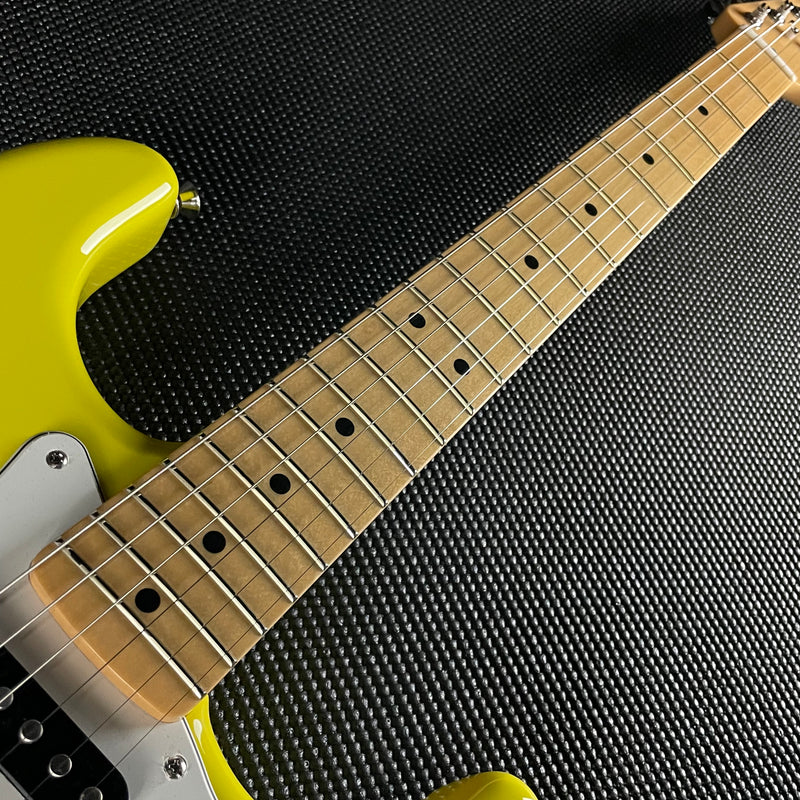 Fender Made in Japan Limited International Color Stratocaster, Maple Fingerboard- Monaco Yellow (JD23002332)