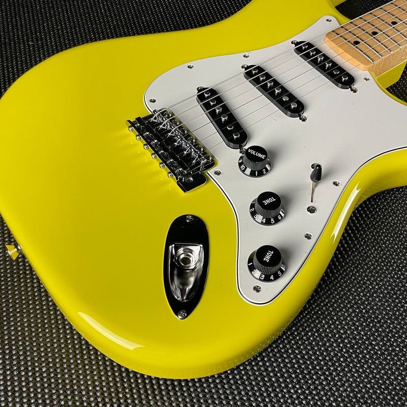 Fender Made in Japan Limited International Color Stratocaster, Maple Fingerboard- Monaco Yellow (JD23002332)