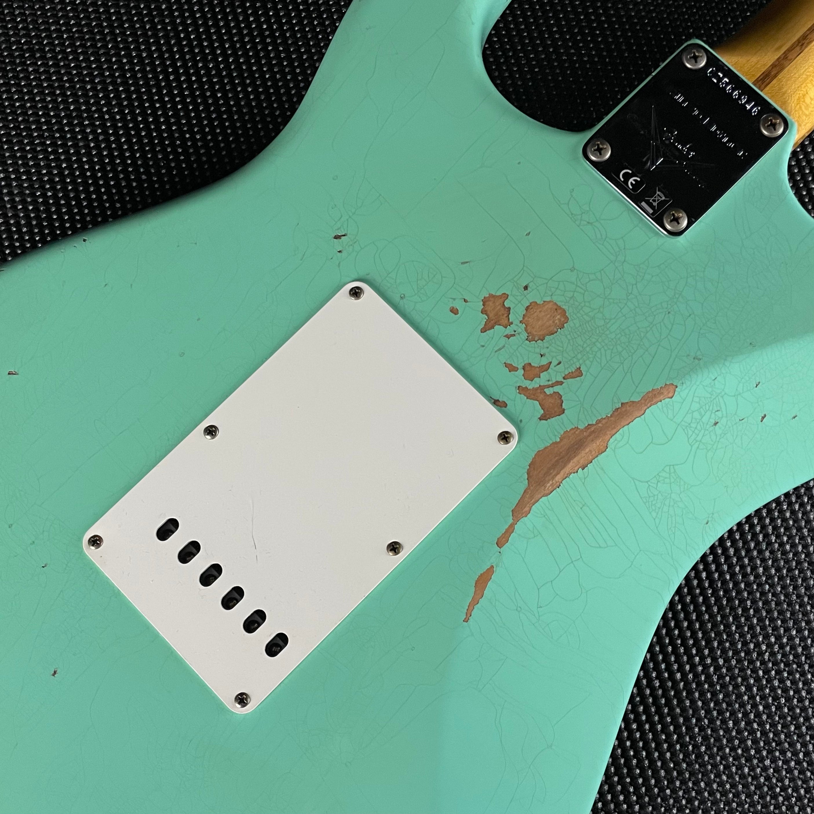 Fender Custom Shop LTD Fat 50's Stratocaster, Relic- Super Faded Aged Sea Foam Green (7lbs 9oz) - Metronome Music Inc.