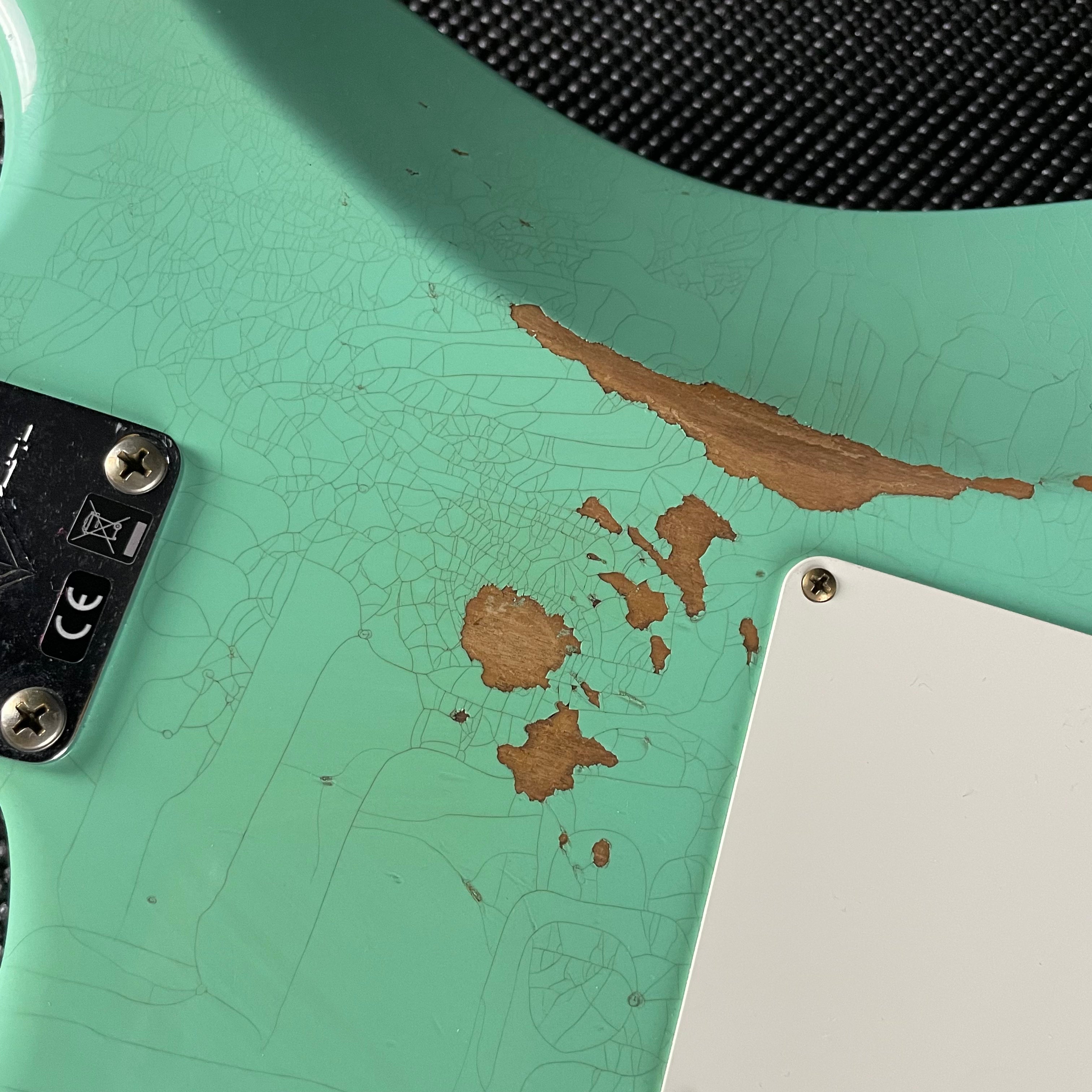 Fender Custom Shop LTD Fat 50's Stratocaster, Relic- Super Faded Aged Sea Foam Green (7lbs 9oz) - Metronome Music Inc.