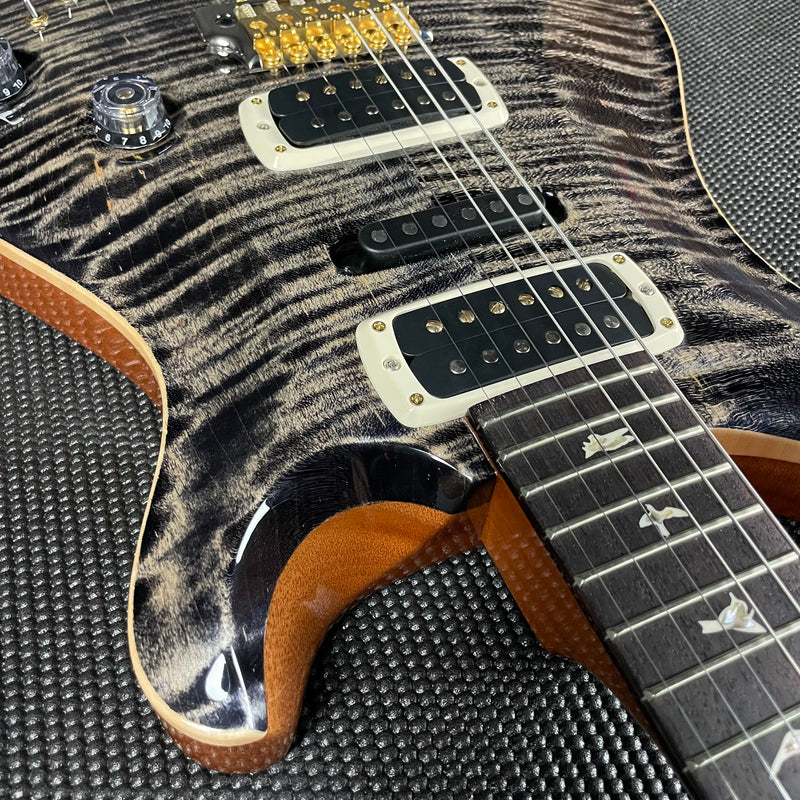 Paul Reed Smith, PRS Modern Eagle V, 10-Top- Charcoal (SOLD) - Metronome Music Inc.
