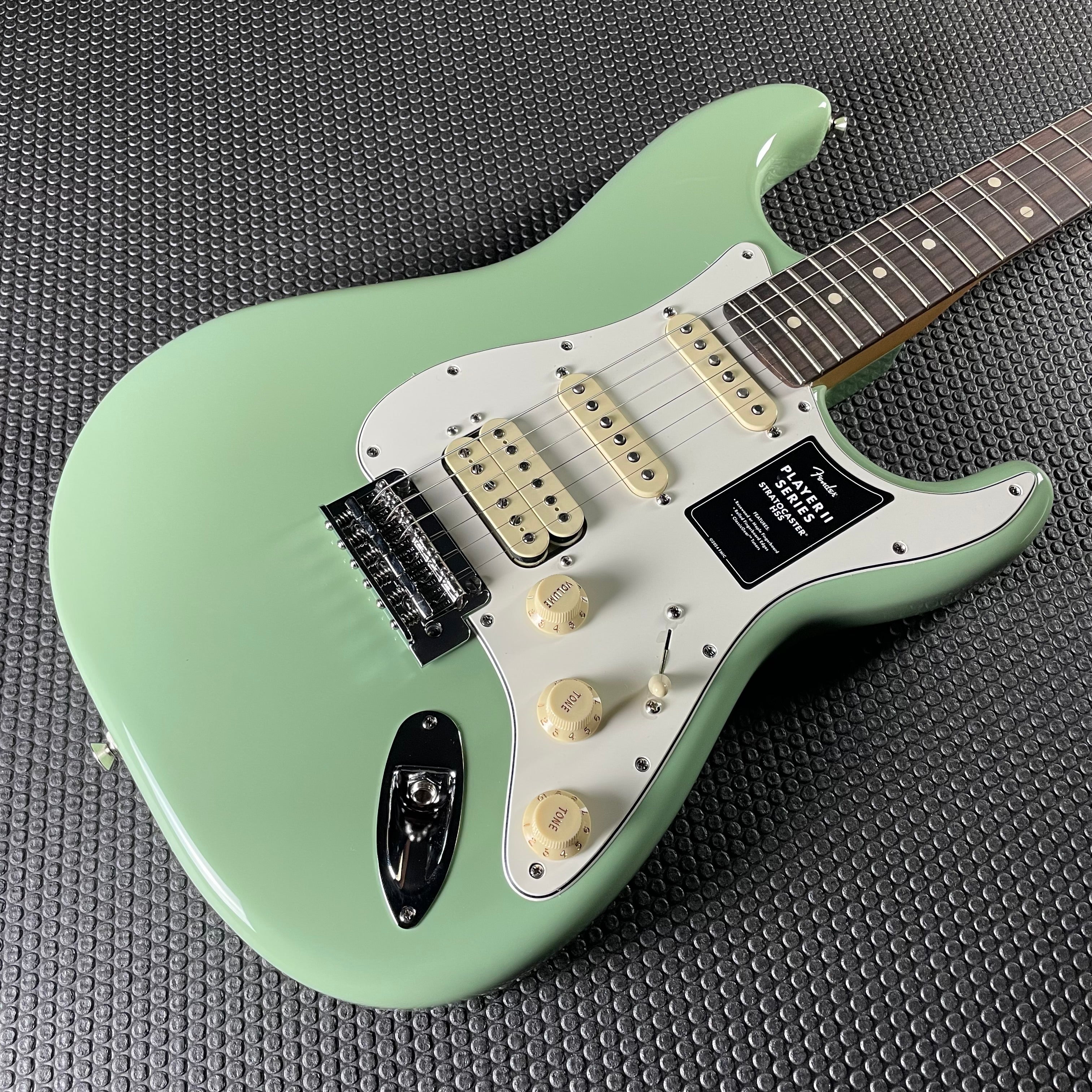 Fender Player II Stratocaster HSS, Rosewood- Birch Green (7lbs 14oz)