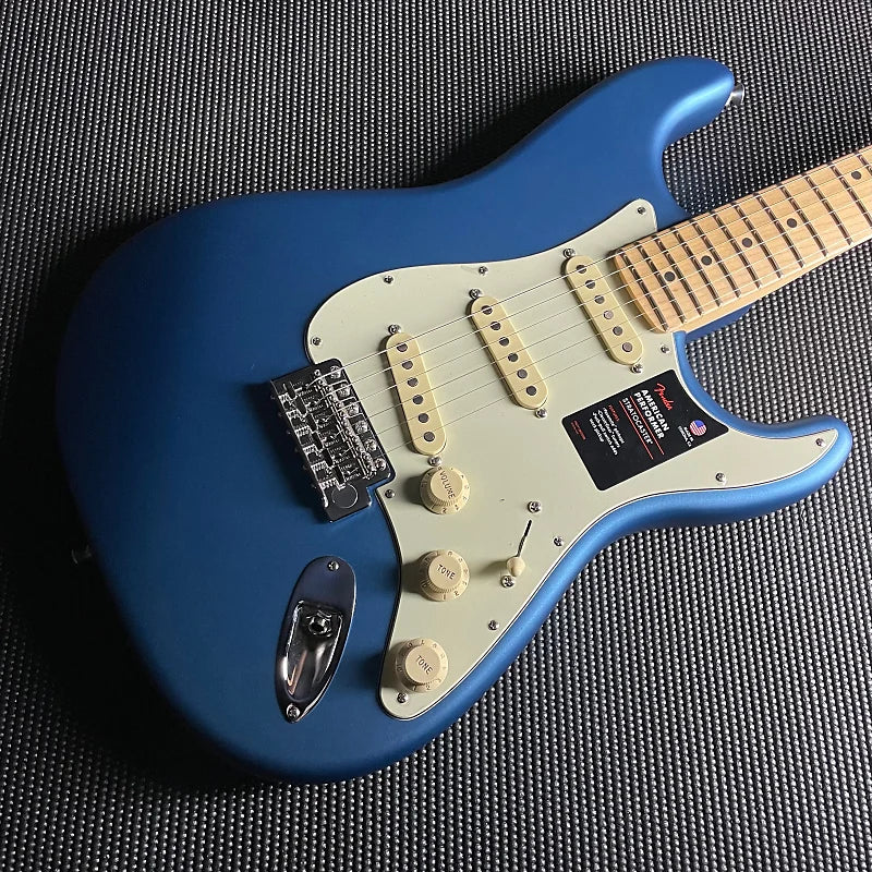 Fender American Performer Stratocaster, Maple Fingerboard- Satin Lake Placid Blue (2022)