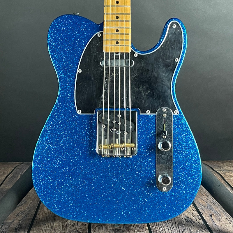 Fender J Mascis Telecaster, Maple Fingerboard- Bottle Rocket Blue Flake (MINT)