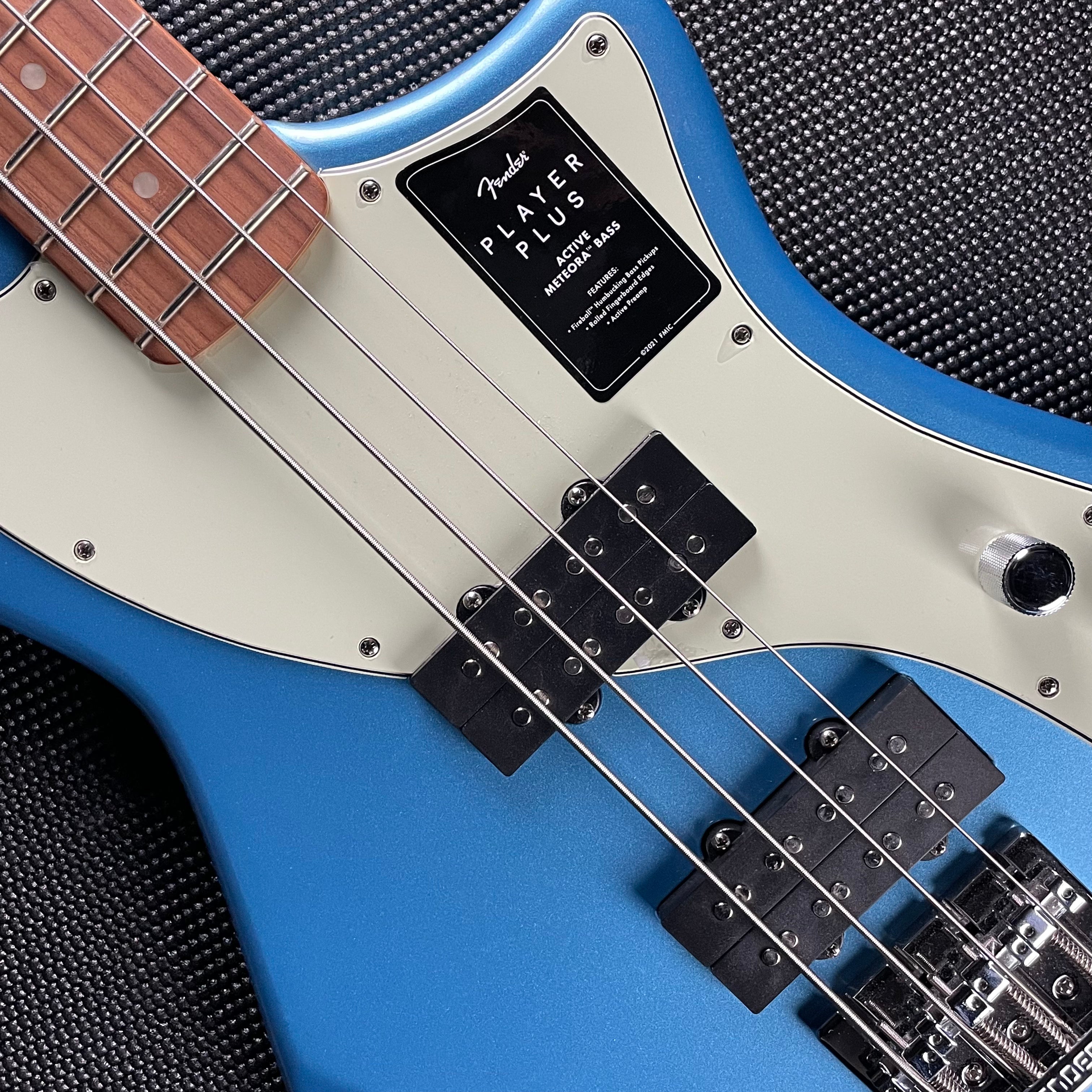 Fender Player Plus Active Meteora Bass, Pau Ferro- Opal Spark (MX22111220) - Metronome Music Inc.