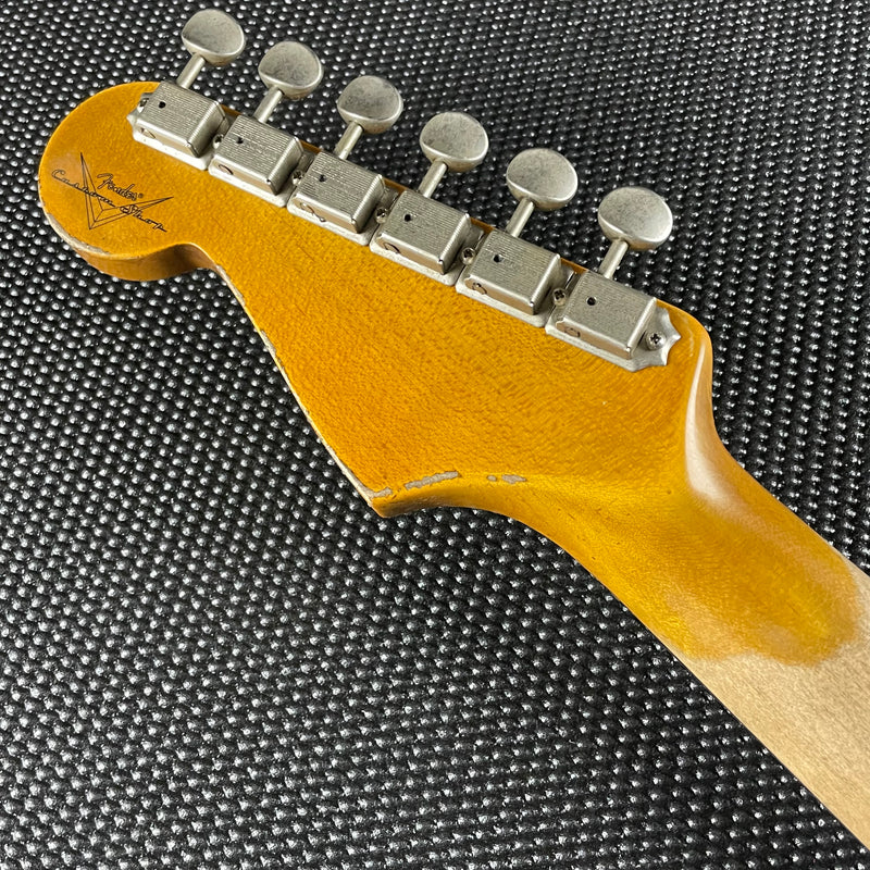 Fender Custom Shop '61 Stratocaster, Heavy Relic- Aged Ocean Turquoise over 3-Tone Sunburst (7lbs 4oz)