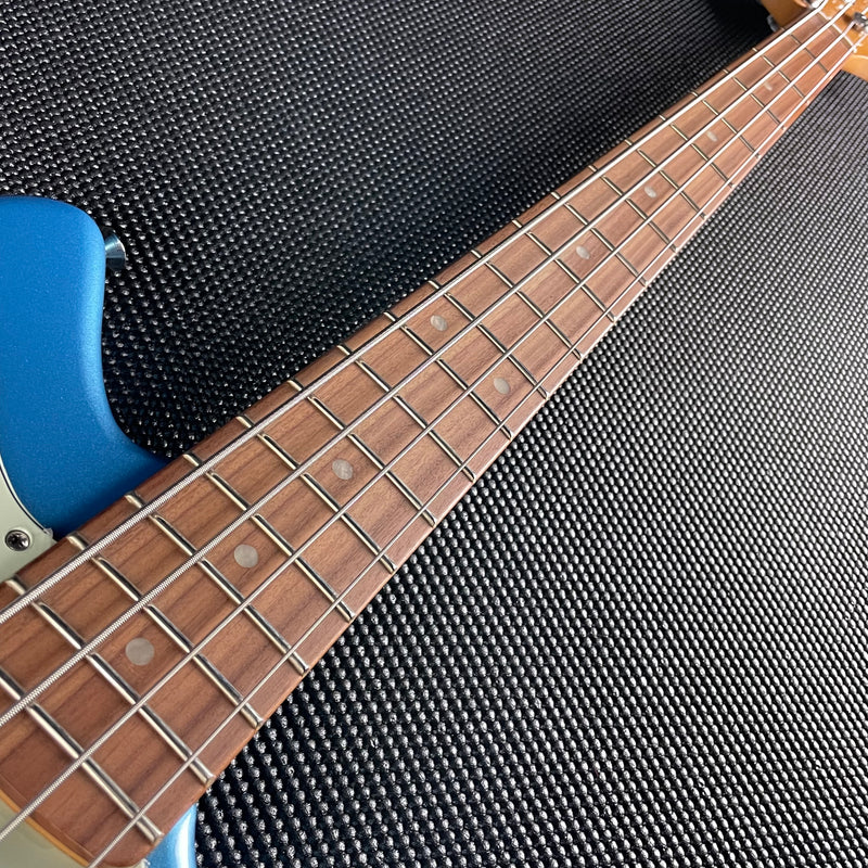 Fender Player Plus Active Meteora Bass, Pau Ferro- Opal Spark (MX22111220) - Metronome Music Inc.