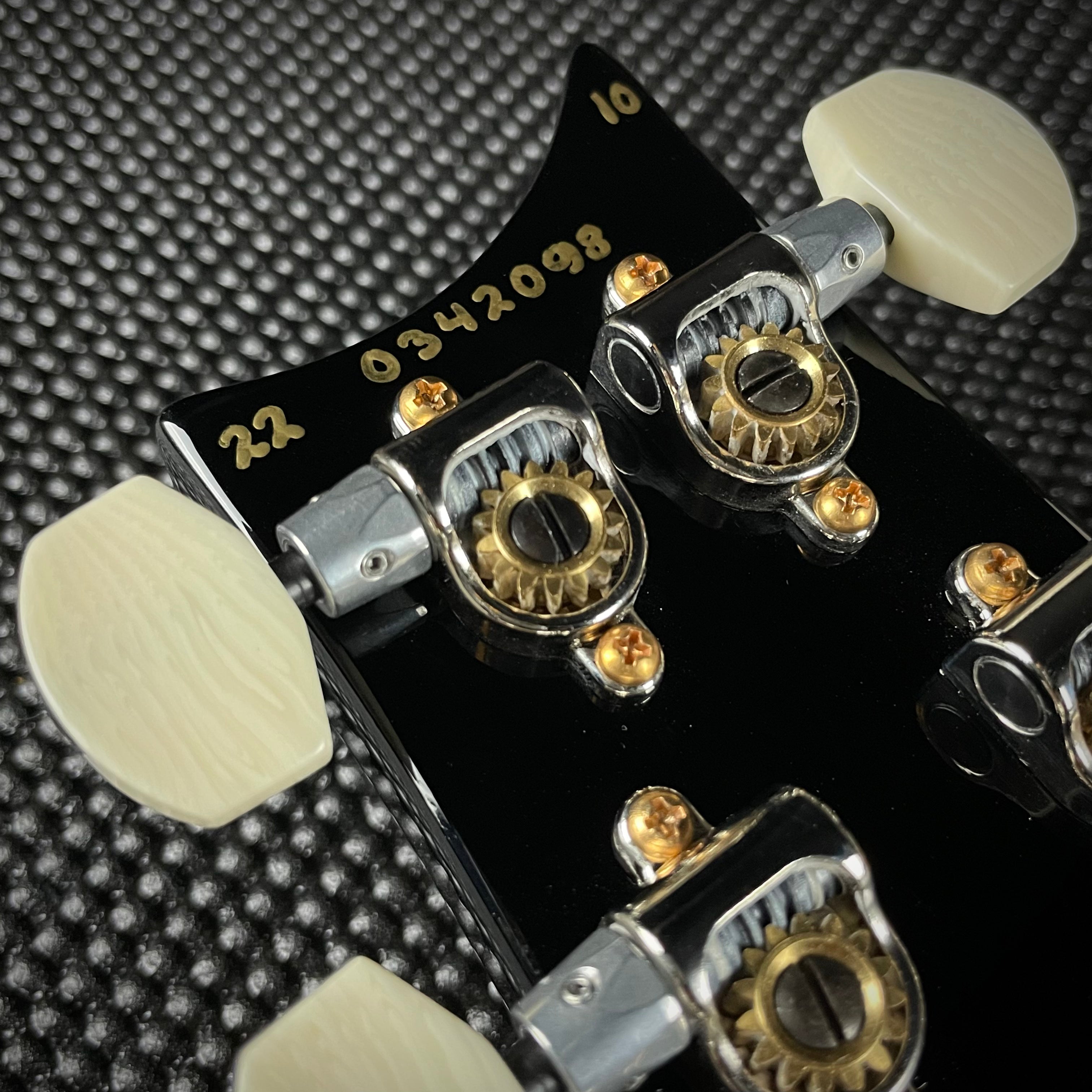 Paul Reed Smith, PRS Paul's Guitar Core, 10-Top- Black Gold Wrap (0342098) - Metronome Music Inc.