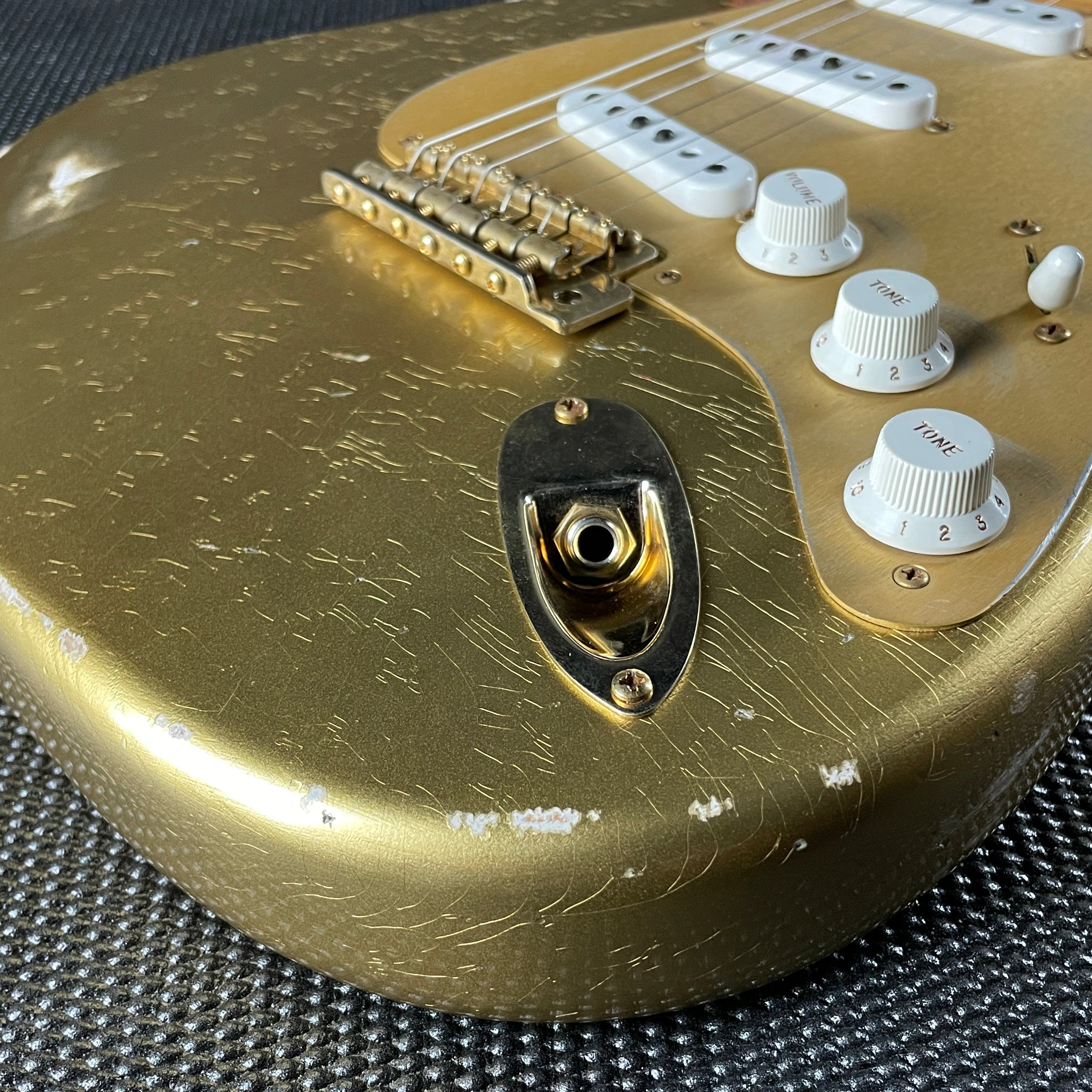 Fender Custom Shop LTD 1955 "Bone Tone" Stratocaster, Relic- Aged HLE Gold (7lbs 12oz) - Metronome Music Inc.