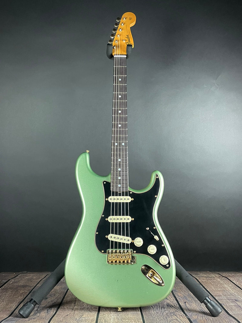 Fender Custom Shop 63 Stratocaster Journeyman Relic in Sage Green