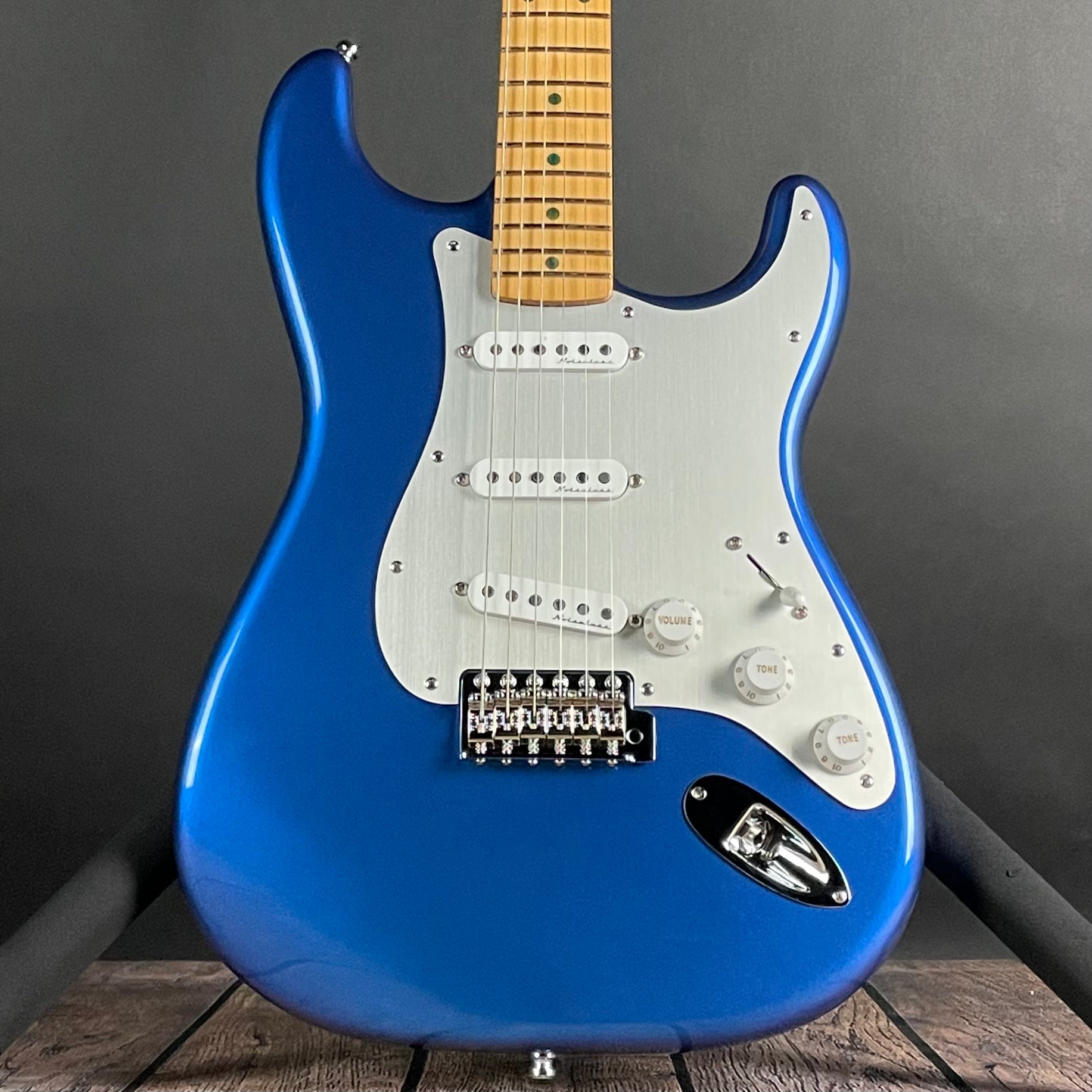 Fender Limited Edition H.E.R. Stratocaster, Maple Fingerboard- Blue Marlin (MX23058359) - Metronome Music Inc.