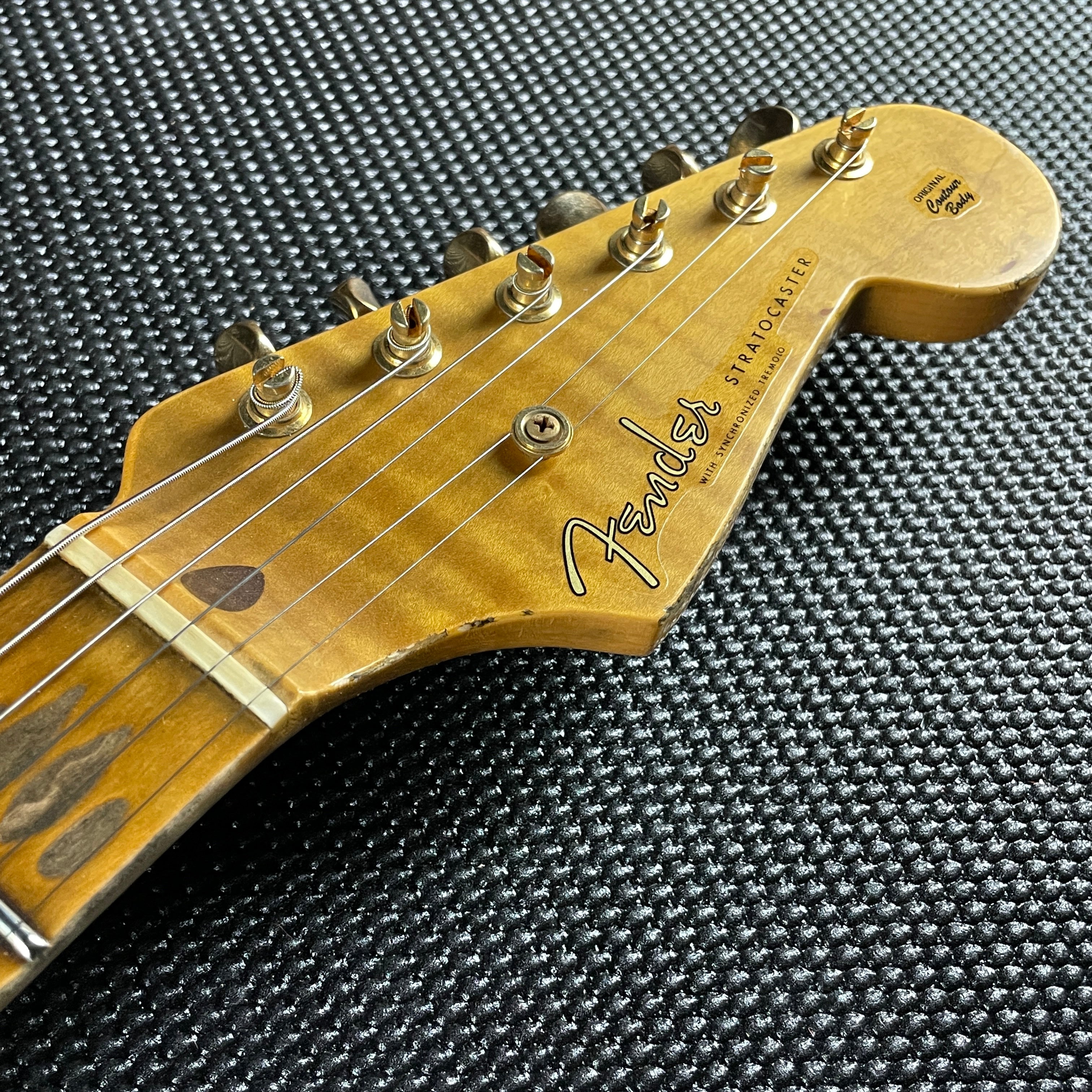 Fender Custom Shop LTD 1955 "Bone Tone" Stratocaster, Relic- Aged HLE Gold (7lbs 12oz) - Metronome Music Inc.