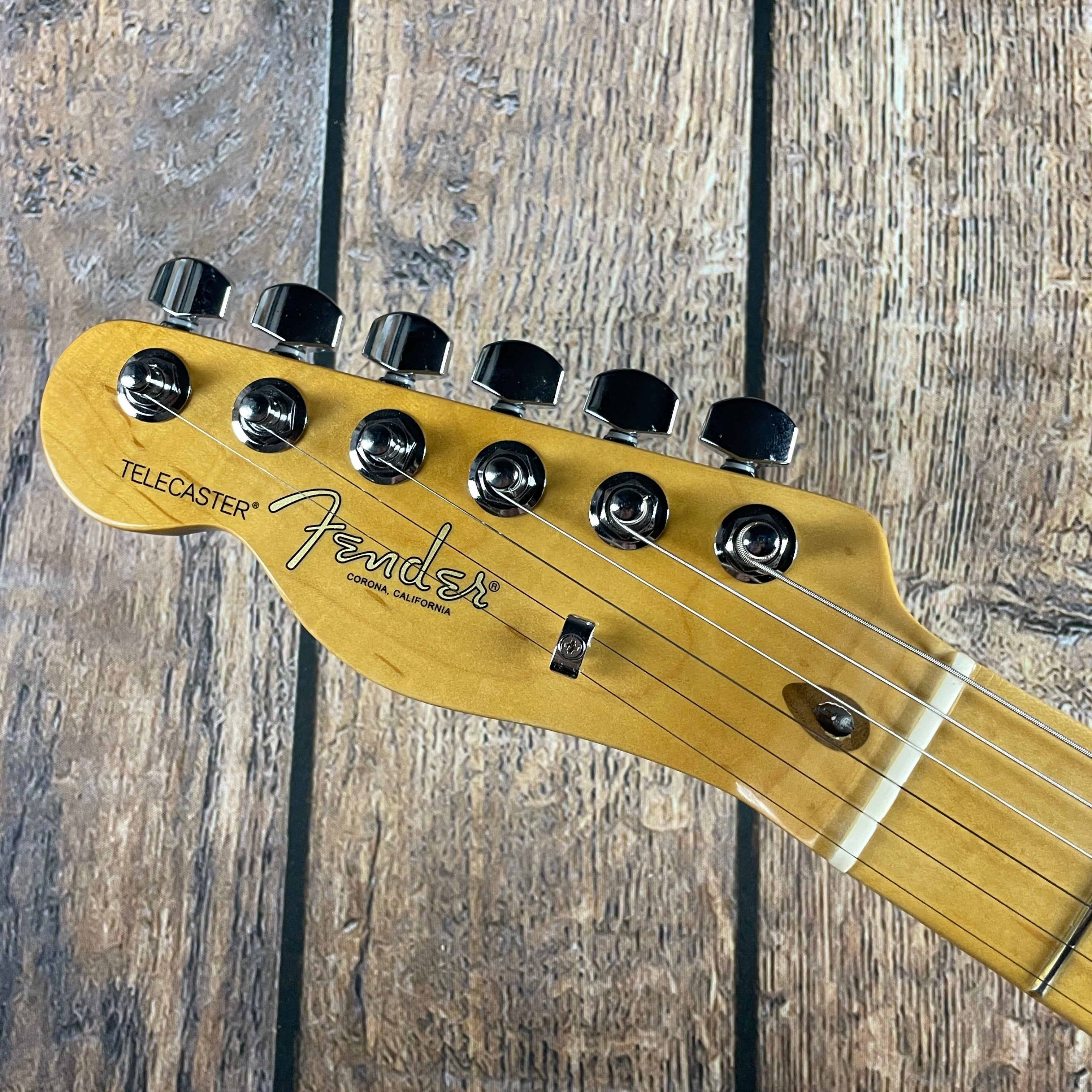 Fender American Professional II Telecaster, Left-Handed- Butterscotch Blonde (US22020495) - Metronome Music Inc.