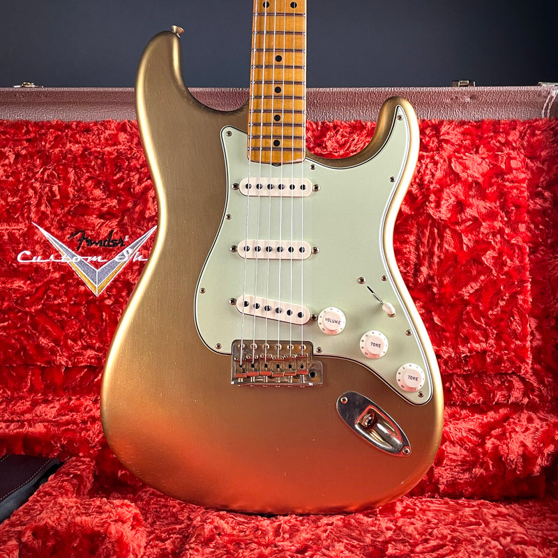 Fender Custom Shop Limited '62 "Bone Tone" Stratocaster, Journeyman Relic- Aged Aztec Gold (7lbs 1oz)
